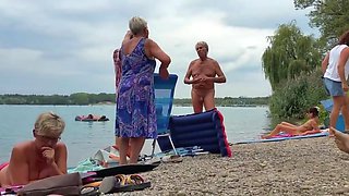 Nudist grandpa at the beach - 3