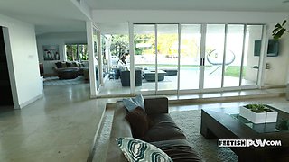 Kimmy's Fetish-Driven Seduction in a Provocative Emotional Whirlwind