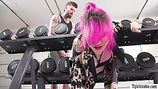 Pervert Dude Analed Ts Gym Buddy While Stucked