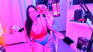 Leann amateur beautiful brunette with big boobs