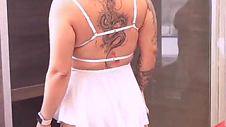 MILF Masturbates to Orgasm with a Handheld Shower