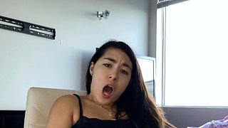 Chubby Busty Teen Solo Masturbation