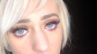 Blonde teen Sierras first erotic masturbation video