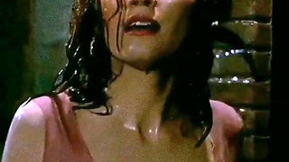 Kristen Dunst wet and hot