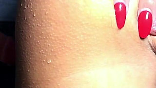 Wet Hairy Pussy Shaving Blowjob Shower