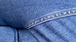 Farting Fat Booty MILF in Jeans