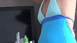 I Show Myself in a Bikini on the Beach Very Excited and I Need to Fuck