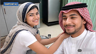 Arab Stepsister kichan Romantic Video !