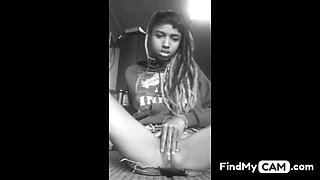Black Girl Pleasures Herself on Webcam