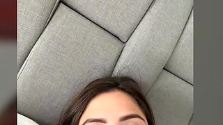 Like Getting Fucked When I'm in Bed Right After Waking up