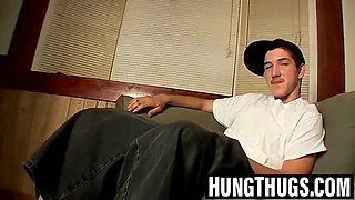 Gigantic dicked Dueces showcases off his ruthless hump drive