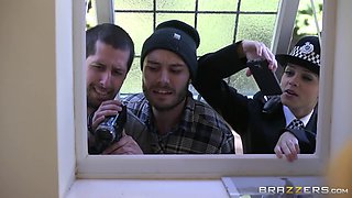 There's Something About Kerry With Kerry Louise, Dean Van Damme - Brazzers