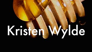 Lovely Amateur teen brunette masturbating outdoor