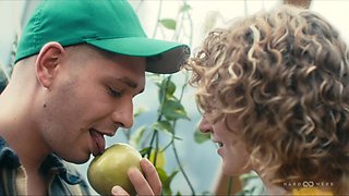 HARDWERK Gang of eden screw with Serafina Sky