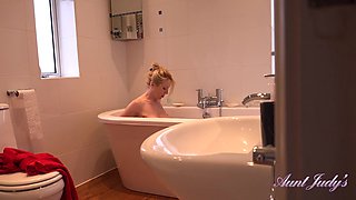 Auntie Lucinda Bathtub Jerk Off Instruction