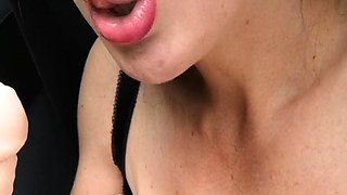 Masturbation close up Tamara big clit