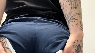 Small titted brunette teen fingering on the bed