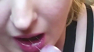 Sports Bra Tit Bounce Leads to Tittyfuck