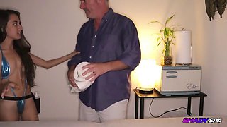 Sultry Masseuse Freyas Sloppy Happy Ending