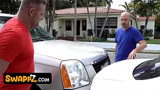 Interchanging Big Dicks will train stepdaugthers responsability ~ free episode