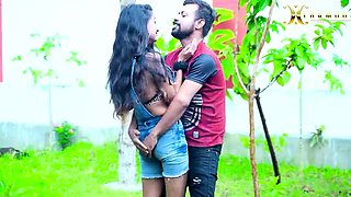 outdoor sex with indian brunette hottie