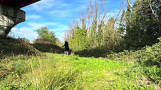 Can't Hold It, Pissing Outdoor Compilation