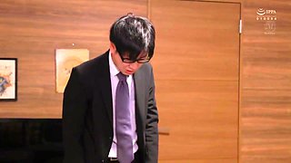 Married Secretary, Sweat And Kissing In The Presidents Office Creampie Sex The Queen Of The Beautiful Mature Woman World Appears In The Best Secretary Series!! - Maki Houjo