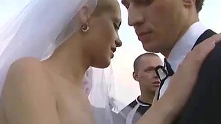 Amateur Russian Bride Getting Dirty