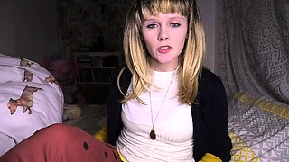 Auntie - Auntie Whore