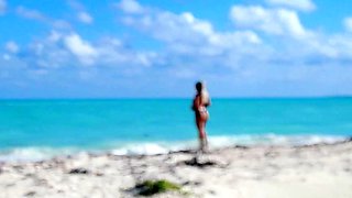 Busty blonde babe outdoor flash for cash