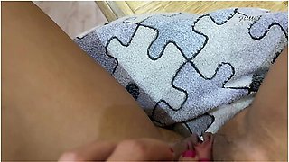 Beautiful Asian Foot Mastrobing Cock