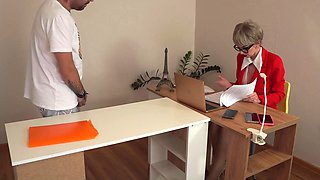 Hot milf boss was so horny that she let her inferior worker fuck her hard right at the office