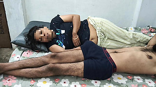 Girlfriend Gave Hot Handjob in 69 Position