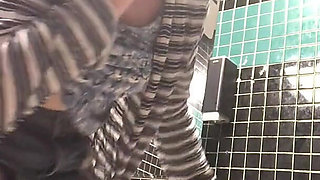 Desperate Cougar Does a Massive Pee in Dallas as Part of Her ‘pissing Around the World’ Collection!