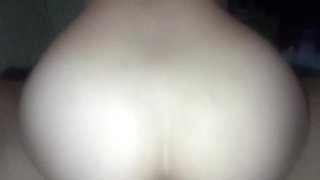 Wank while she moves her jummy butt cheeks