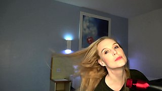 Cute amateur brunette naughty in solo jerking show on camera