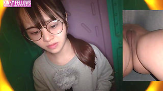 Fragile Heiress Heat as the Natural Rich Beauty Offers Warm Mouth Support Inside a Risky Temporary Booth