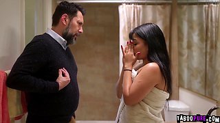 Summer Col living with a creep Tommy Pistol