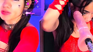 Small Tit Teen Cums On Cam