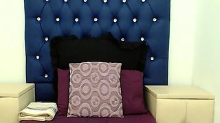 Big-Titted Light-Skinned South African Ebony on Webcam