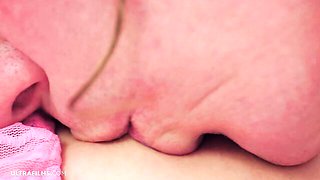 Impressive Evelin Elle's pussy licking clip