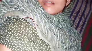 My cute stepsister invite me for fucking when she was alone her bedroom,janvi bhabhi sex video in hindi voice