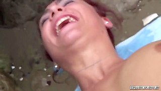 French Porn - Julia Aime Le Sexe A La Plage - Amateur Porn