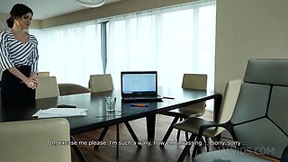 SMALL TIT BRUNETTE TATTOOED TEEN GIRLFRIEND CAUGHT IN SHOWER