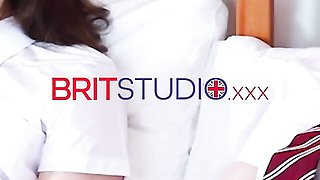 Well-proportioned Ellie Eastleigh's masturbation porn