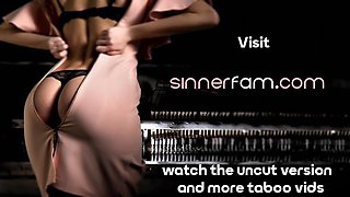 Lesbo MILF pussylicking sexy latina