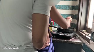 Sex With Hot Aunty In Kitchen Big Boob Showing Fully Hindi Audio