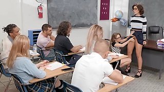 Dirty dirty fuckfest with two freaky college students