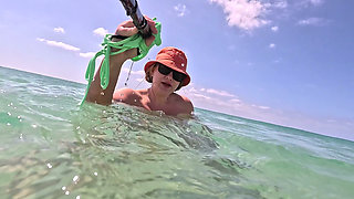Girl Swimming Naked Underwater No Panties