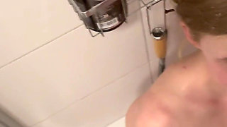 Omg! Absolutely Breaking Taboos! Trying Pee for the First Time!